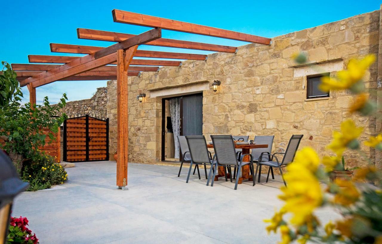 Petrakis Cretan Homes Kissamos Luaran gambar