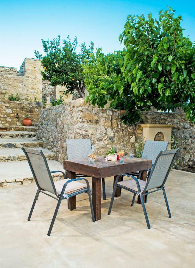 Petrakis Cretan Homes Kissamos Luaran gambar